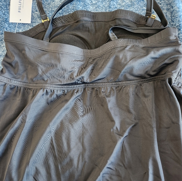 Tankini - Picture 6 of 8